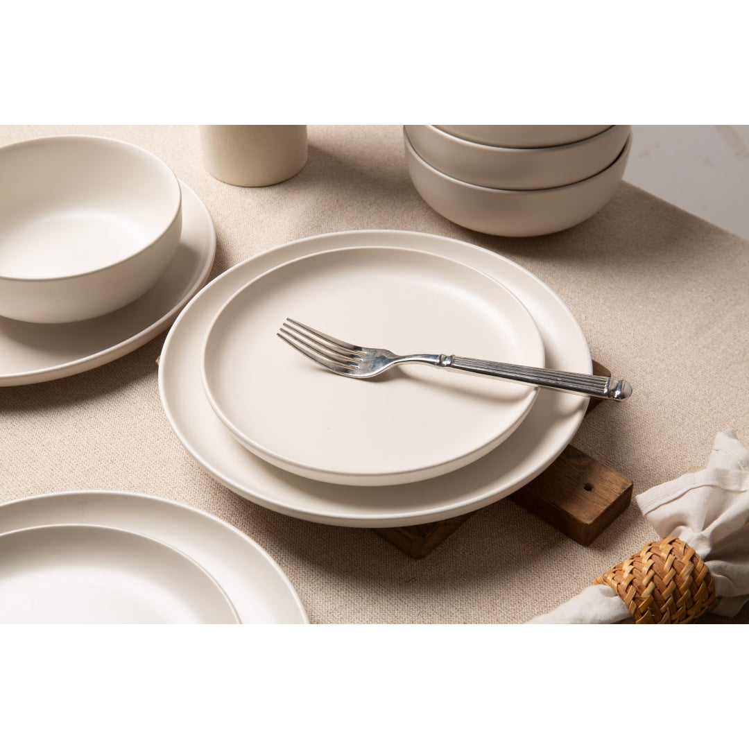 12-Piece Stoneware Dinner Plates Bowls Sets  Microwave & Dishwasher Safe   Non-Toxic Dinner Plates Bowls Set    Stackable Matte Glaze Kitchenware For 4